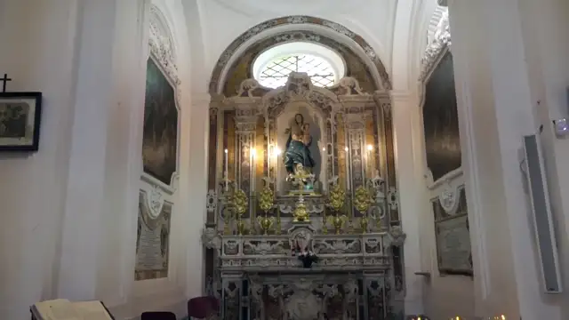 Santa Maria di Loreto English