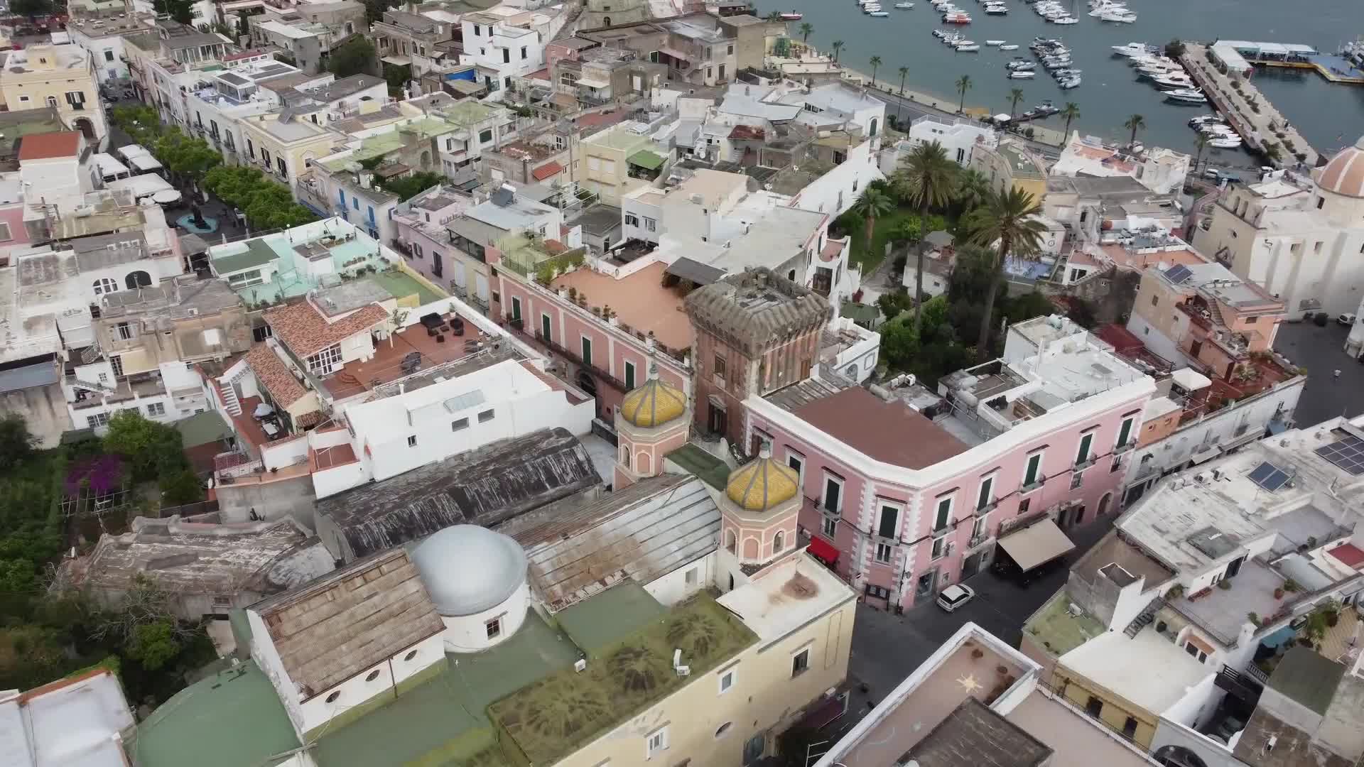 Francesco Regine Main Street